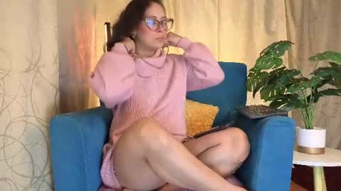 Snapshot of sophiadumont chatting on July 2026 10:43:02 AM Sophia online show from July 2026 10:43:02 AM
