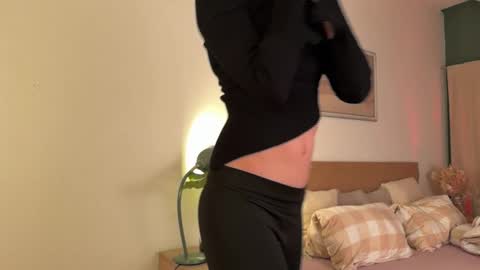 Snapshot of sophie_amalia chatting on February 2026 11:09:02 PM sophie_amalia online show from February 2026 11:09:02 PM