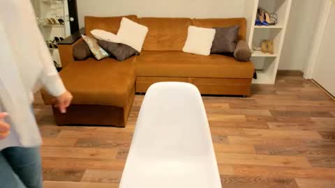 Sophie online show from December 2025 03:07:01 PM