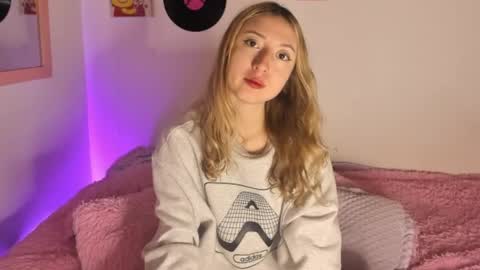 Sophie online show from April 2026 07:34:01 AM