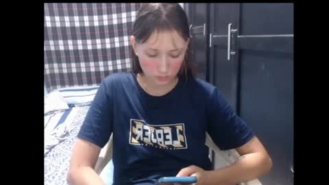 sophie online show from November 2025 06:35:01 AM