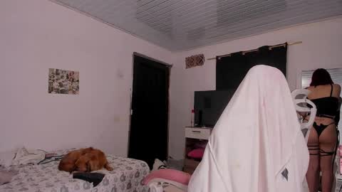 Snapshot of sophie_dolly_ chatting on February 2026 10:28:01 PM sophie doll online show from February 2026 10:28:01 PM