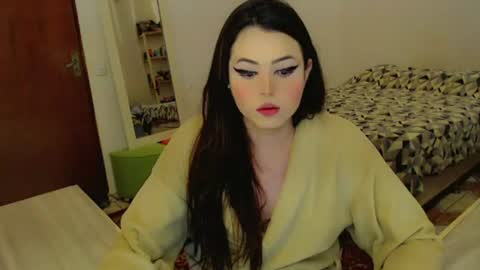 Snapshot of sophie_fantasy_hot chatting on July 2026 10:04:01 PM Sophie Fantasys online show from July 2026 10:04:01 PM