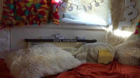 Snapshot of sophie_lovely chatting on January 2025 11:24:01 PM derpy derpington online show from January 2025 11:24:01 PM