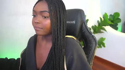 Sophie online show from June 2026 04:45:02 PM