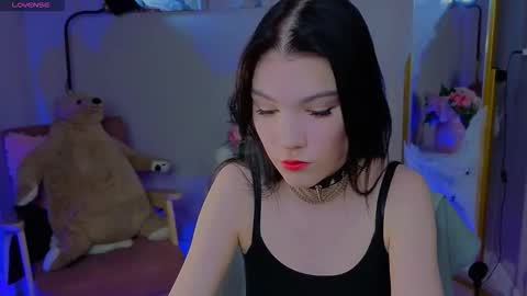 sophie_nomenal_ online show from October 2025 05:55:02 AM