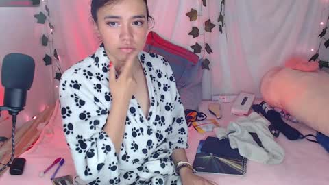 Sophie  online show from January 2025 01:21:02 PM