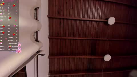 sophie_smith19 online show from April 2026 02:21:01 PM