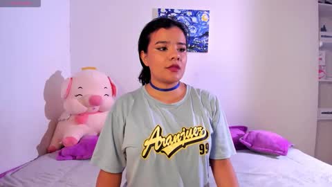 Sofia online show from September 2025 04:56:02 AM