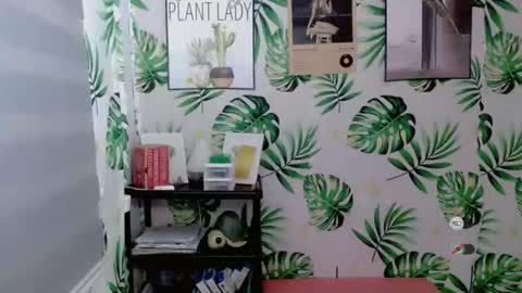 Sophie online show from September 2025 08:41:01 PM