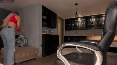 Sophie online show from November 2025 11:27:02 PM