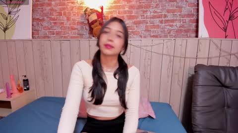 Sophie online show from December 2024 12:13:02 PM