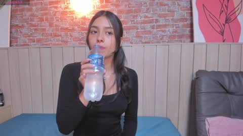 Sophie online show from January 2025 12:37:01 PM