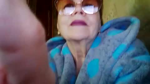 SophieBurnsX online show from April 2026 09:58:01 AM