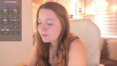 Snapshot of sophiee09_ chatting on February 2026 02:21:02 PM Sophie online show from February 2026 02:21:02 PM