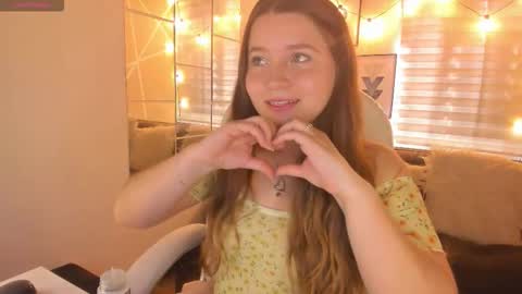 Snapshot of sophiee09_ chatting on February 2026 02:17:02 PM Sophie online show from February 2026 02:17:02 PM