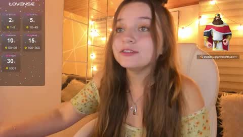 Snapshot of sophiee09_ chatting on February 2026 01:48:01 AM Sophie online show from February 2026 01:48:01 AM