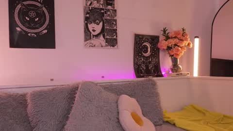 Sophiee  online show from October 2025 09:26:02 PM