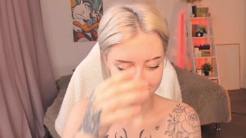 Sophie  online show from February 2025 10:13:02 AM