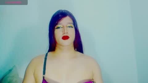 sophiehillsxo online show from May 2026 03:23:02 AM