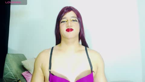 Snapshot of sophiehillsxo chatting on June 2026 05:16:02 AM sophiehillsxo online show from June 2026 05:16:02 AM