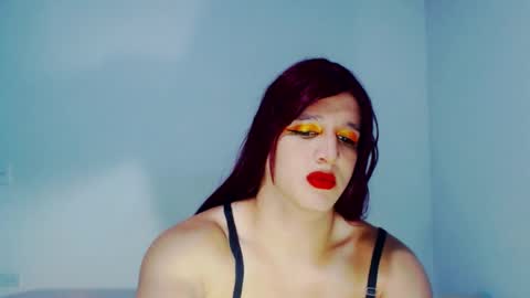 sophiehillsxo online show from July 2026 05:27:02 AM