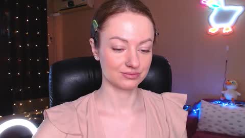 sophieleroux online show from March 2026 12:21:01 PM