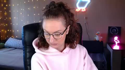 sophieleroux online show from April 2026 11:52:02 AM