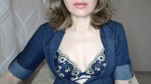 Sophiemisss online show from May 2026 06:22:02 AM