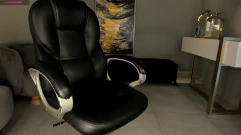 Sophie  Palmer online show from February 2025 12:17:02 PM