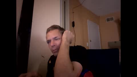 Snapshot of sophiestar12 chatting on January 2025 06:38:01 AM Sophiestar online show from January 2025 06:38:01 AM