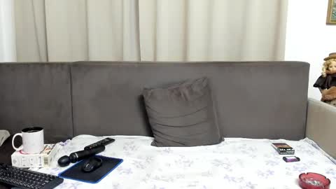 Sofia online show from December 2025 07:06:02 AM