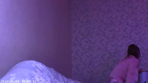 Snapshot of sophiesuvi chatting on January 2025 07:15:01 PM Sophie and my bestie Mandy online show from January 2025 07:15:01 PM