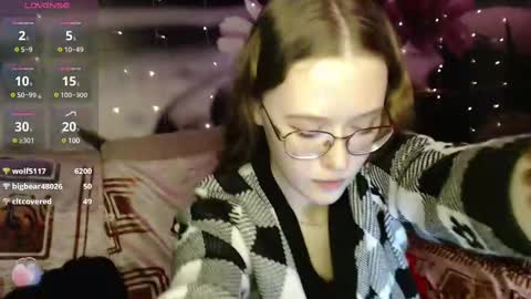 Snapshot of sophiesuvi chatting on February 2025 04:19:02 PM Sophie and my bestie Mandy online show from February 2025 04:19:02 PM