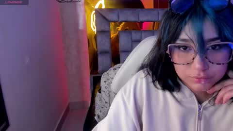   Sophie  online show from February 2026 11:36:02 PM