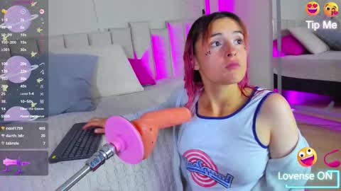 Sophia online show from October 2025 03:49:02 AM