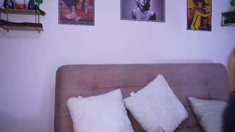 Sophiie online show from November 2025 12:32:02 AM