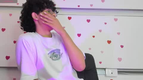 Snapshot of sorenandree chatting on March 2025 06:43:01 AM sorenandree online show from March 2025 06:43:01 AM