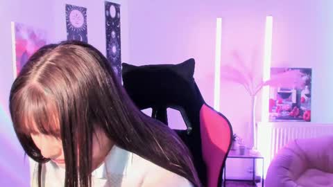 Snapshot of sour_cherry_ chatting on April 2026 02:45:02 PM Jennie online show from April 2026 02:45:02 PM