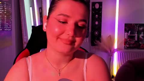 Snapshot of sour_cherry_ chatting on May 2026 12:33:02 PM Jennie online show from May 2026 12:33:02 PM
