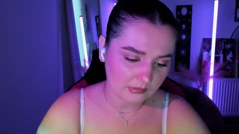 Snapshot of sour_cherry_ chatting on May 2026 12:24:01 PM Jennie online show from May 2026 12:24:01 PM