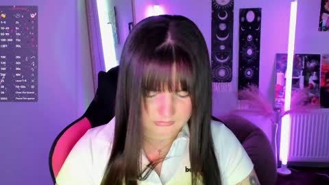 Snapshot of sour_cherry_ chatting on June 2026 12:51:01 PM Jennie online show from June 2026 12:51:01 PM