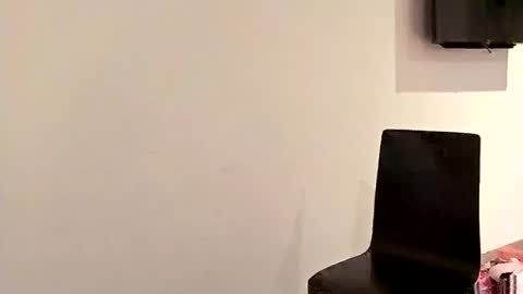 Candy   online show from October 2025 06:39:01 PM