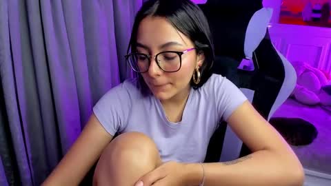 Lili online show from February 2025 01:45:02 AM