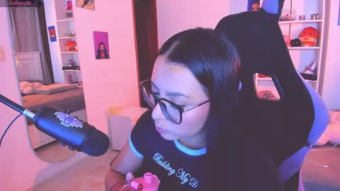 Snapshot of soy___lili chatting on May 2026 11:36:01 PM Lili online show from May 2026 11:36:01 PM
