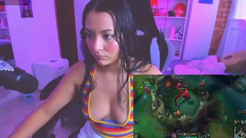 Snapshot of soy___lili chatting on May 2026 04:59:01 PM Lili online show from May 2026 04:59:01 PM