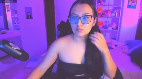 Lili online show from July 2026 12:36:01 AM