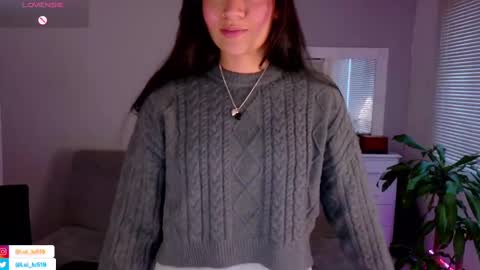 Luisa    online show from February 2025 10:50:01 PM