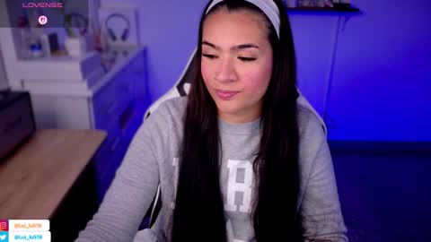 Luisa    online show from October 2025 06:03:02 AM