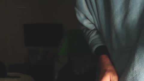 Snapshot of soyelpoti79 chatting on December 2024 03:44:01 AM WhiteWolfFL online show from December 2024 03:44:01 AM